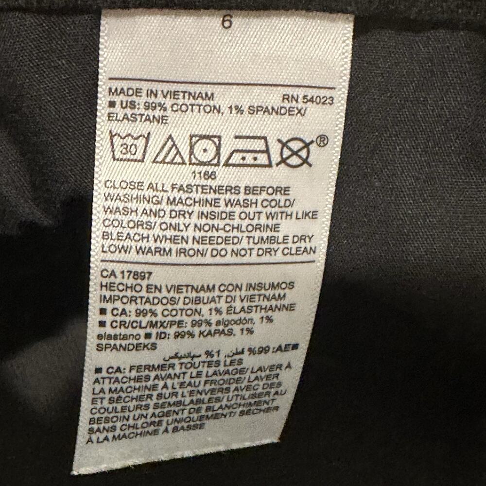 Old Navy Women's Size 6 Black Jack Boyfriend Shorts Distressed Cuffed Hem Summer - Picture 8 of 13